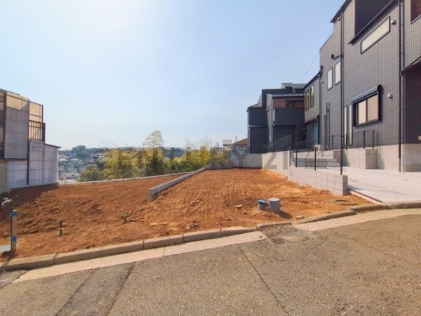 横浜市磯子区岡村４丁目　新築一戸建て