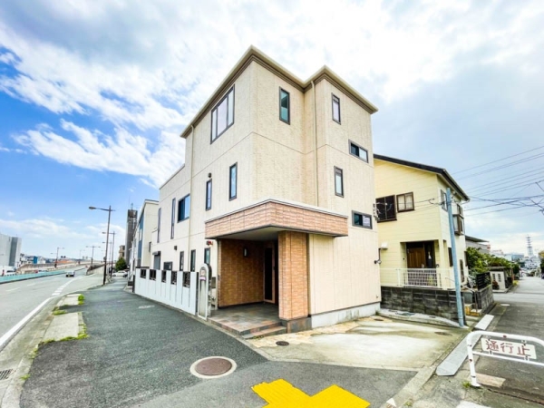 藤沢市弥勒寺３丁目　中古一戸建て