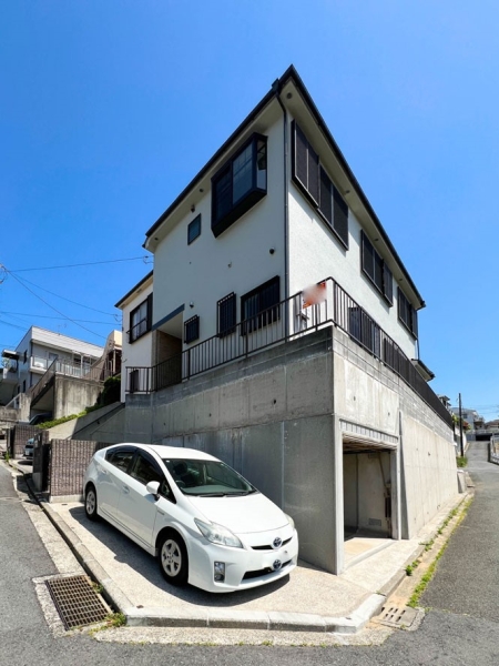 横浜市磯子区森が丘１丁目　中古一戸建て