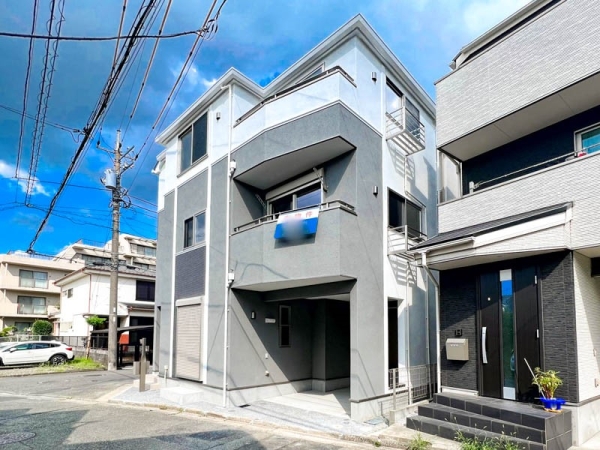川崎市宮前区南平台　新築一戸建て