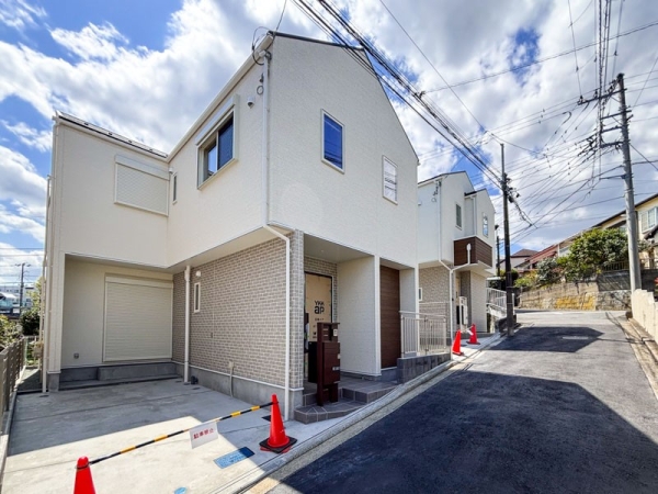 横浜市港南区大久保３丁目　新築一戸建て