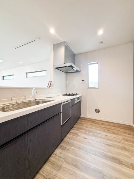 藤沢市亀井野４丁目　新築一戸建て