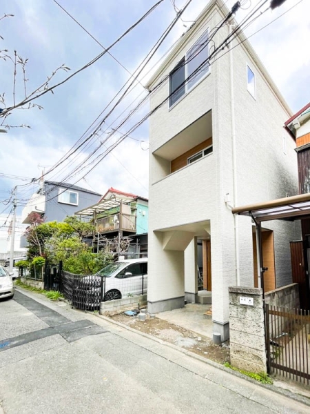 川崎市幸区東小倉　新築一戸建て