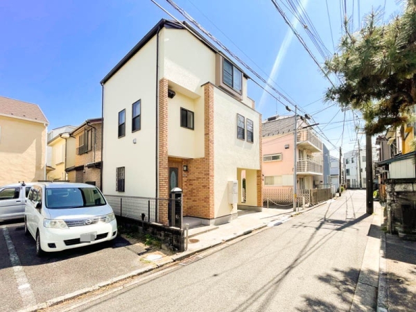 横浜市磯子区滝頭３丁目　中古一戸建て