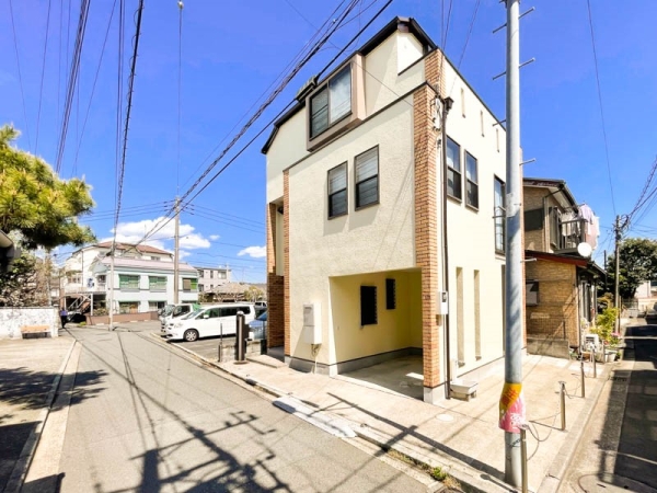 横浜市磯子区滝頭３丁目　中古一戸建て