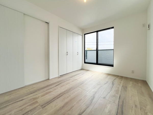 横浜市南区六ツ川２丁目　新築一戸建て