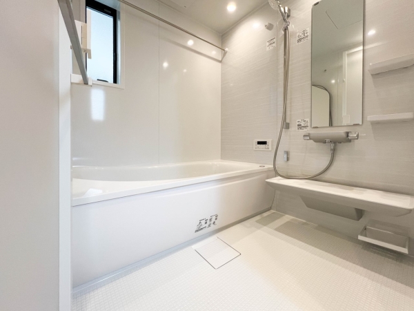 横浜市南区六ツ川２丁目　新築一戸建て