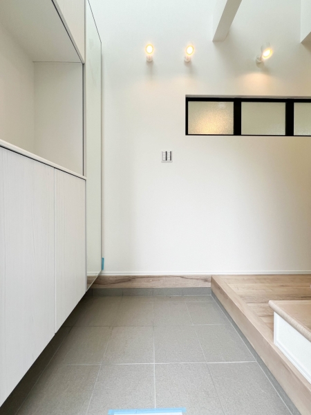 横浜市南区六ツ川２丁目　新築一戸建て