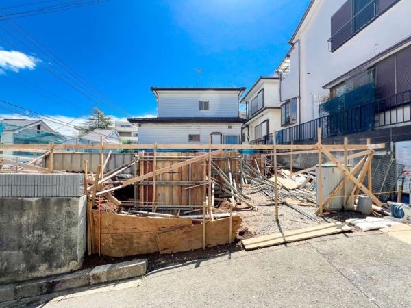 横浜市南区六ツ川２丁目　新築一戸建て