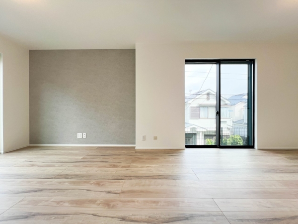 横浜市南区六ツ川２丁目　新築一戸建て