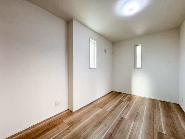 横浜市中区簑沢　新築一戸建て