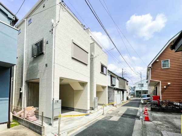 横浜市金沢区寺前２丁目　新築一戸建て