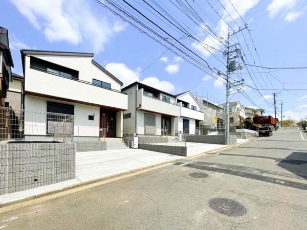 横浜市保土ケ谷区新井町　新築一戸建て