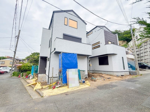 横浜市金沢区六浦東１丁目　新築一戸建て
