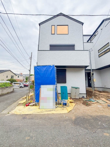 横浜市金沢区六浦東１丁目　新築一戸建て