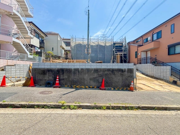 横浜市戸塚区名瀬町　新築一戸建て