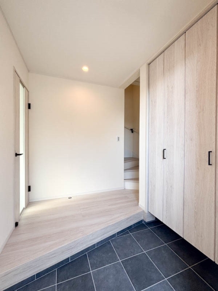 横浜市金沢区富岡東６丁目　新築一戸建て