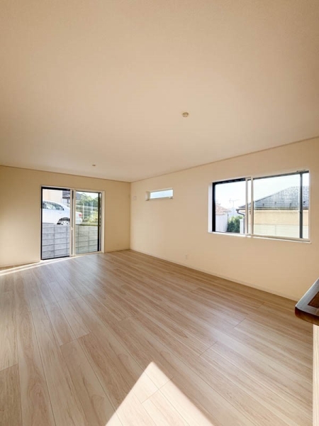 横浜市金沢区富岡東６丁目　新築一戸建て