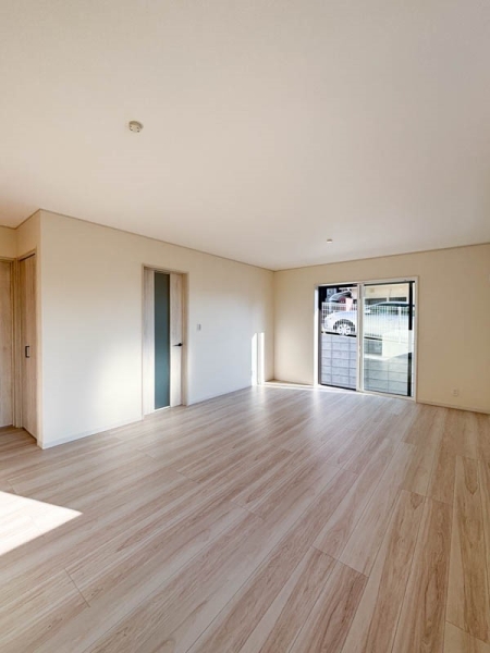 横浜市金沢区富岡東６丁目　新築一戸建て