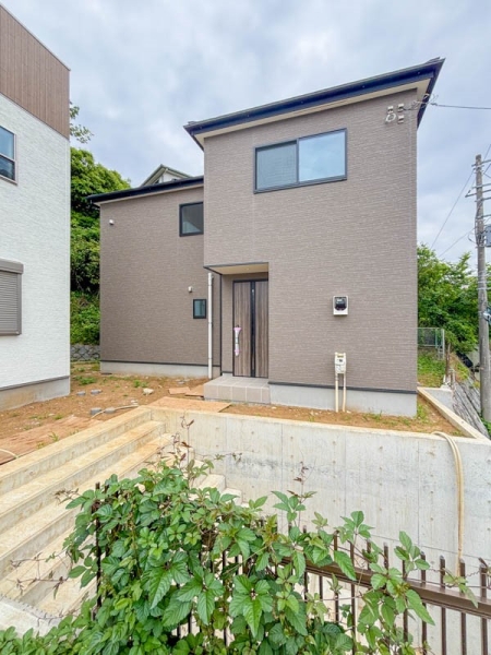 横浜市金沢区西柴２丁目　新築一戸建て