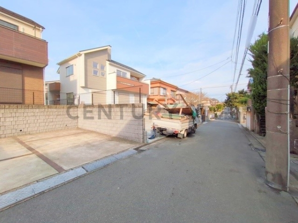 横浜市金沢区釜利谷西１丁目　新築一戸建て