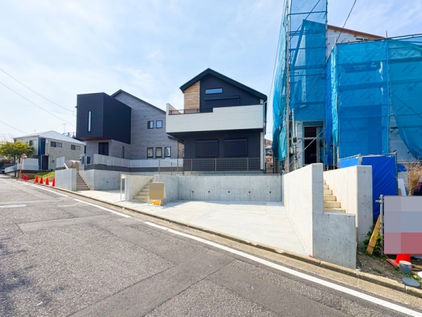横浜市港南区日野５丁目　新築一戸建て
