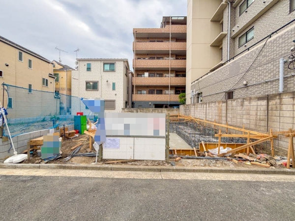 横浜市鶴見区仲通２丁目　新築一戸建て