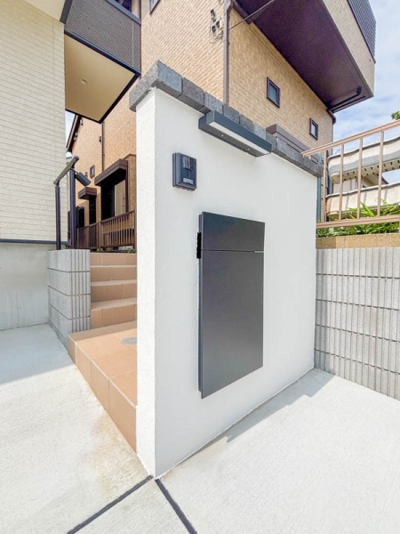 横浜市港南区日限山４丁目　新築一戸建て