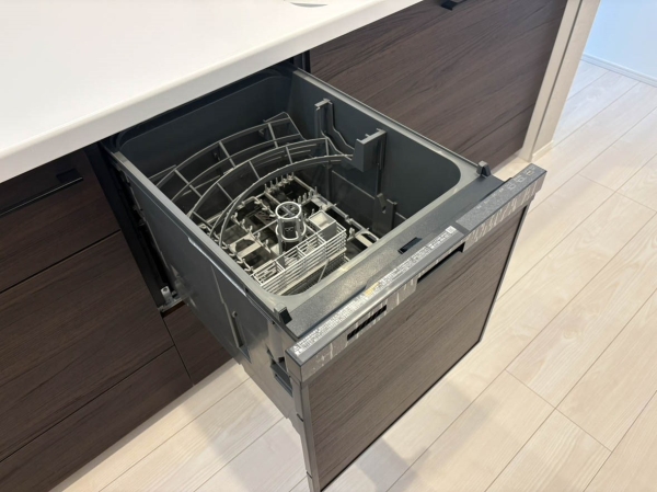 横浜市中区本郷町３丁目　新築一戸建て