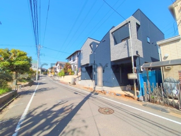 横浜市瀬谷区阿久和東２丁目　新築一戸建て