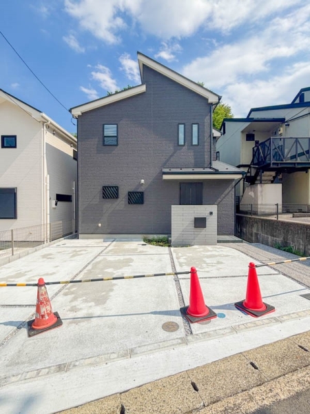 横浜市旭区南本宿町　新築一戸建て
