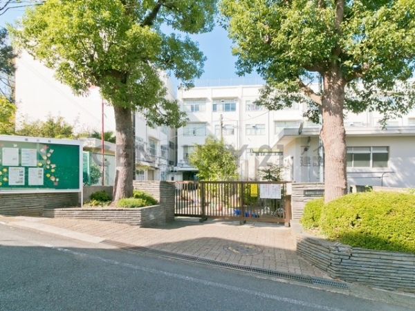 横浜市旭区二俣川2丁目 新築一戸建て(横浜市立二俣川小学校)