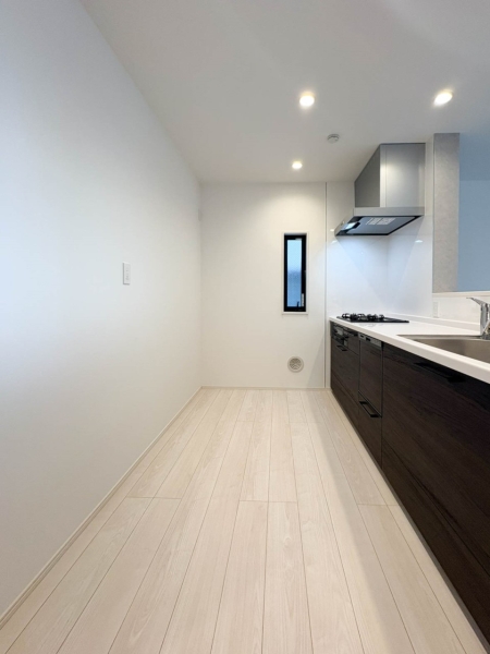 横浜市中区本郷町３丁目　新築一戸建て