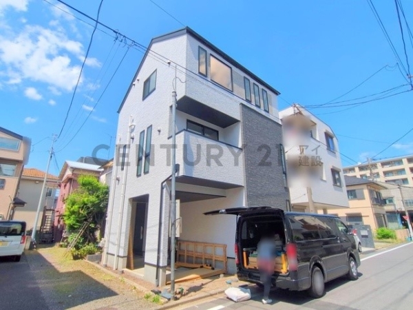 横浜市鶴見区平安町１丁目　新築一戸建て