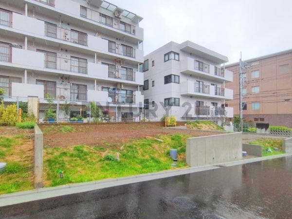 横浜市港北区鳥山町　新築一戸建て