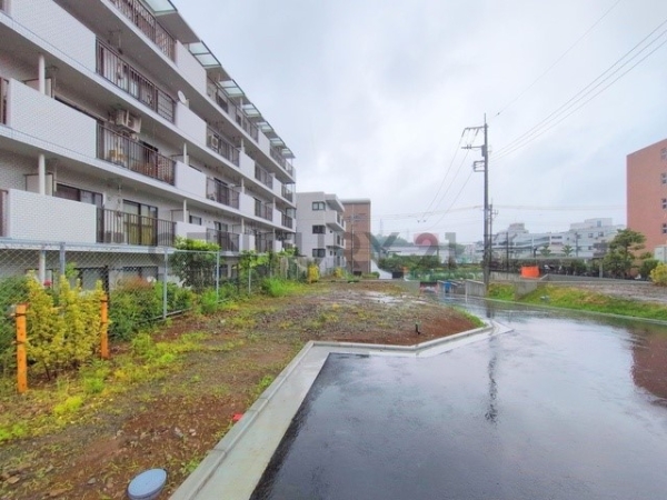 横浜市港北区鳥山町　新築一戸建て