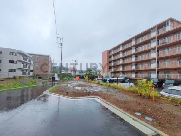 横浜市港北区鳥山町　新築一戸建て