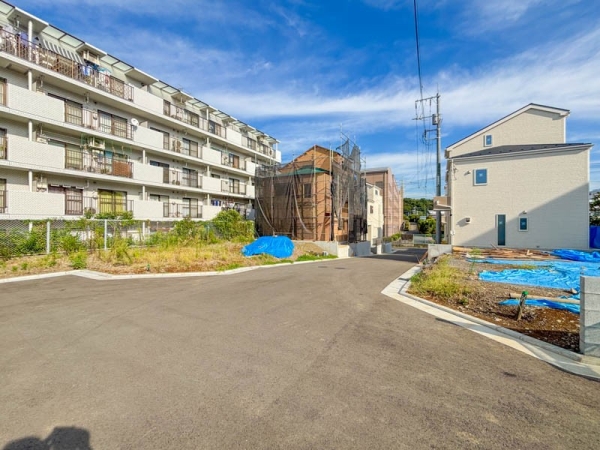 横浜市港北区鳥山町　新築一戸建て