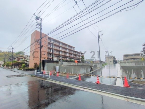 横浜市港北区鳥山町　新築一戸建て