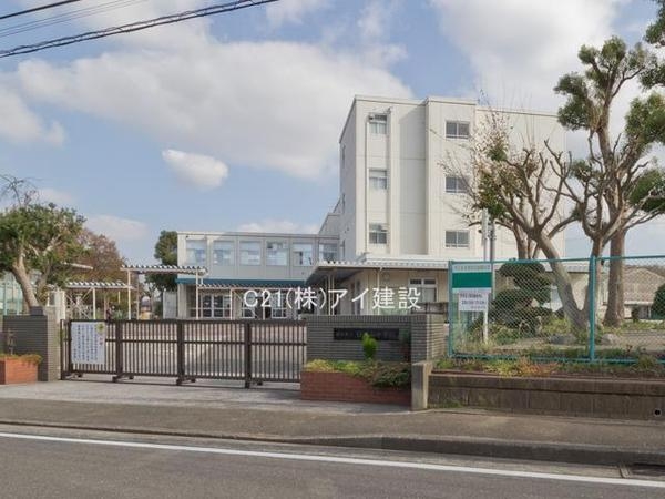 横浜市戸塚区南舞岡１丁目の土地(横浜市立日限山中学校)