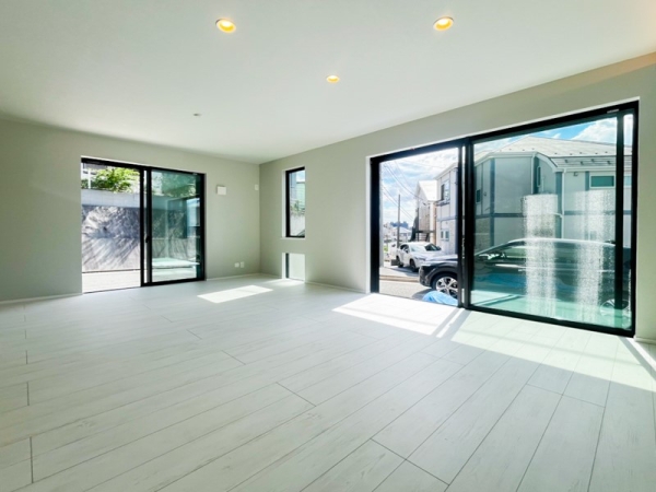 横浜市保土ケ谷区峰岡町２丁目　新築一戸建て