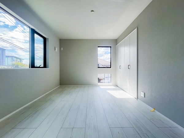 横浜市保土ケ谷区峰岡町２丁目　新築一戸建て