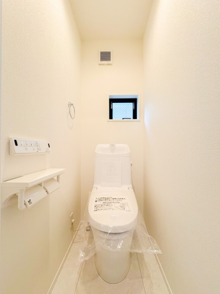 横浜市磯子区森が丘２丁目　新築一戸建て