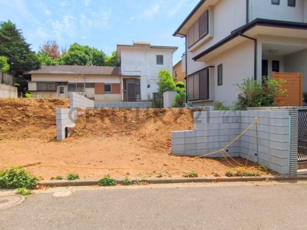 横浜市磯子区森が丘２丁目　新築一戸建て