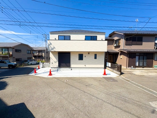 横浜市神奈川区羽沢町　新築一戸建て
