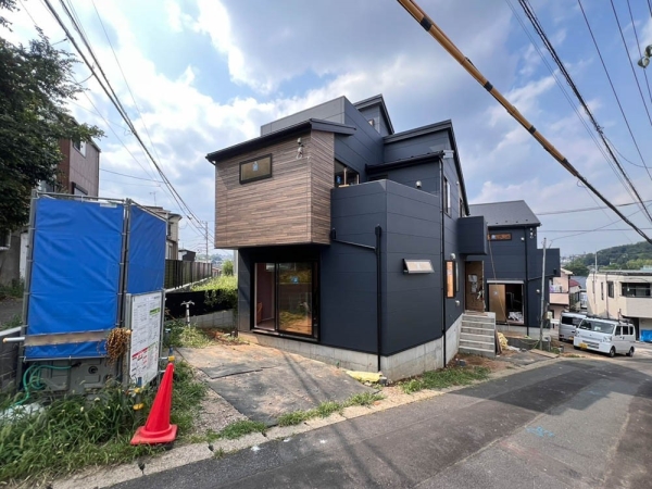川崎市麻生区高石２丁目　新築一戸建て