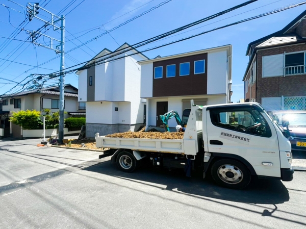 横須賀市坂本町１丁目　新築一戸建て