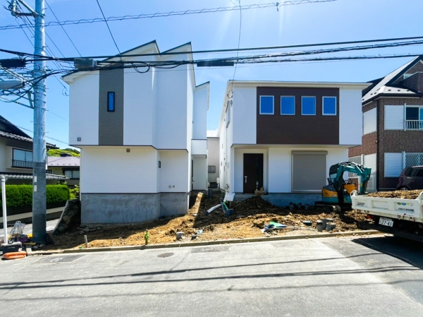 横須賀市坂本町１丁目　新築一戸建て