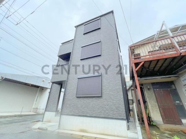 横浜市都筑区池辺町　新築一戸建て