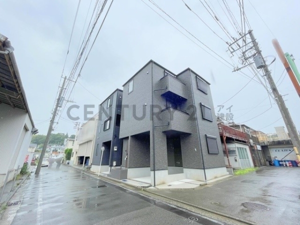 横浜市都筑区池辺町　新築一戸建て
